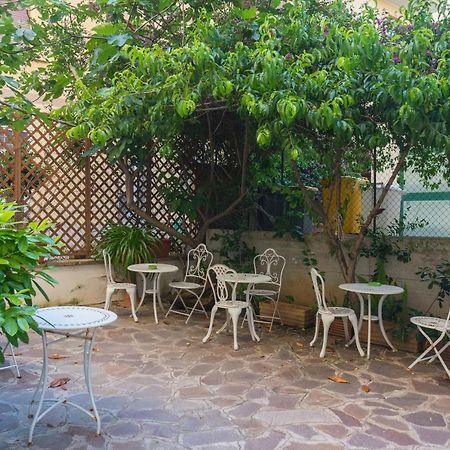 Al Centro, A Due Passi Dal Mare Appartamento Nuovo 安齐奥 外观 照片